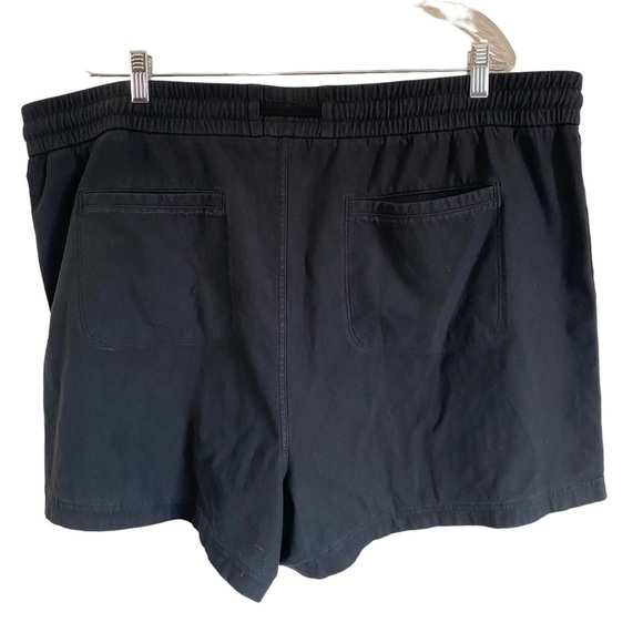 Athleta Farallon Short, Black Size 24 Plus Style #531097 - Picture 5 of 12